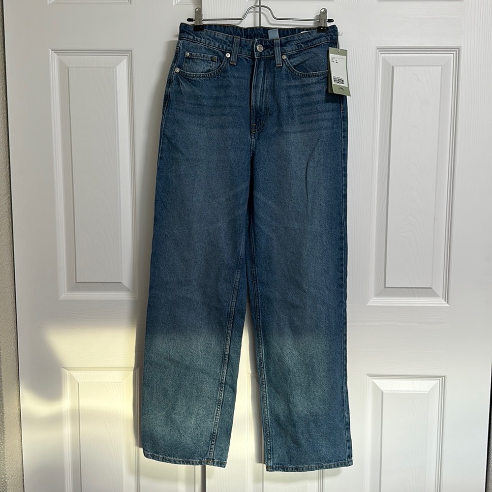 H&M wide leg jeans, size 6. New with tags.